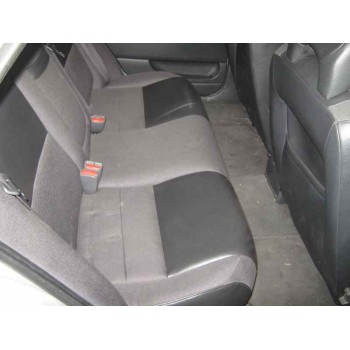 volvo s40 berlina del año 2003