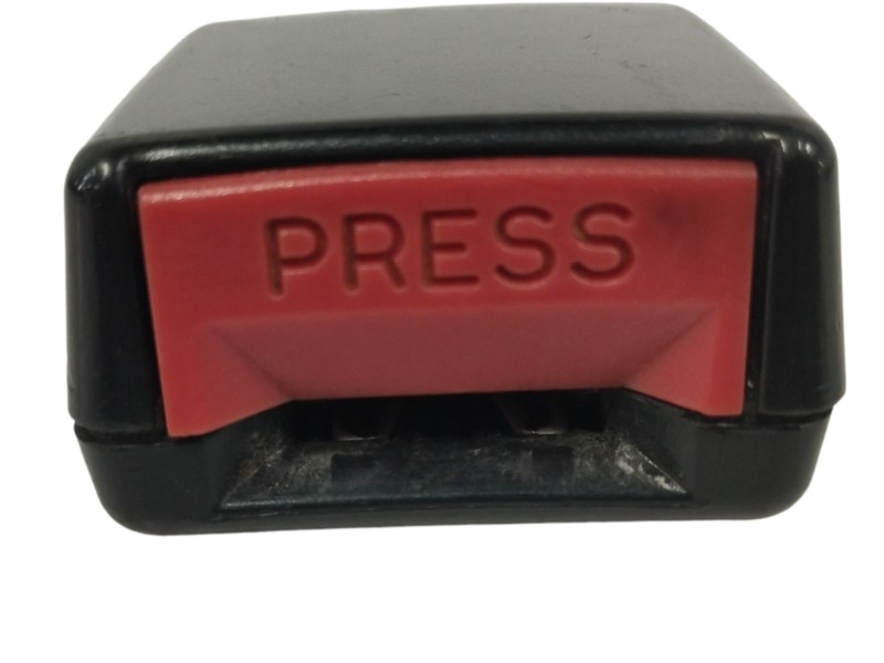 Recambio de enganche cinturon izquierdo para aixam s8 sv/42/sf referencia OEM IAM   