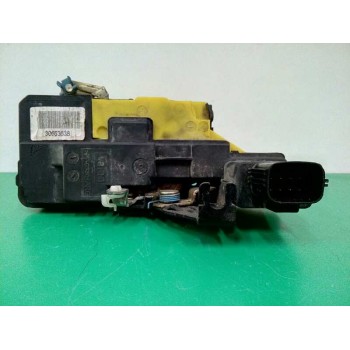 Recambio de cerradura puerta trasera izquierda para volvo xc90 d5 summum referencia OEM IAM 30663638  