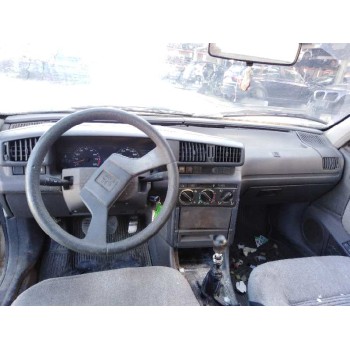 peugeot 405 berlina del año 1989