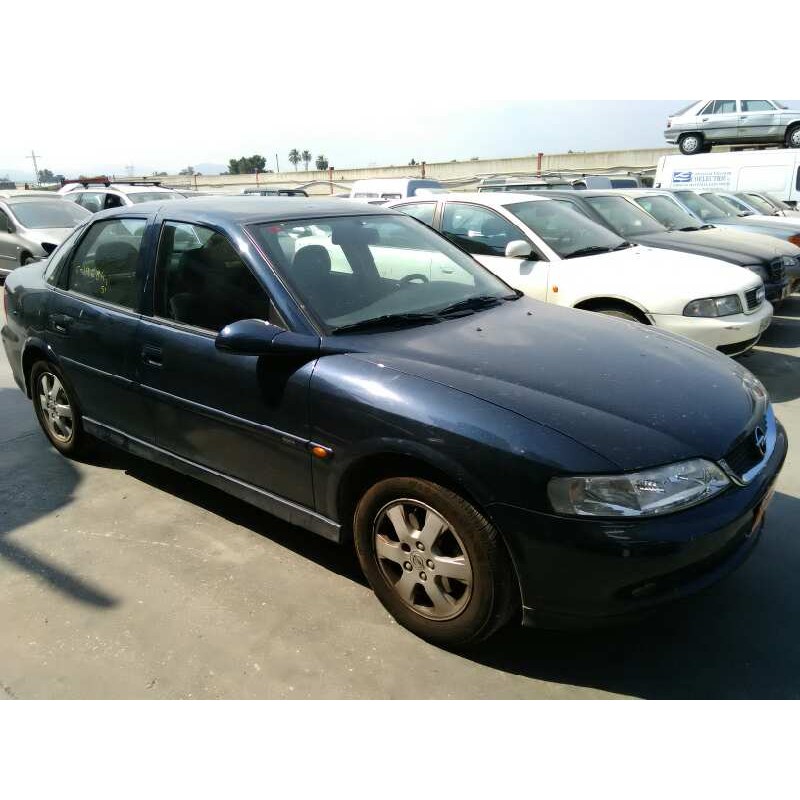 OPEL VECTRA B BERLINA