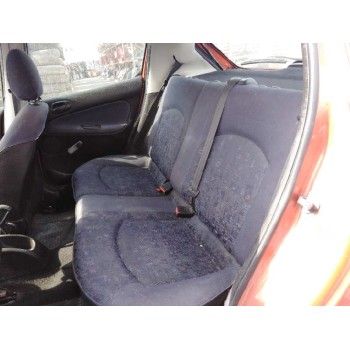 peugeot 206 berlina del año 2001