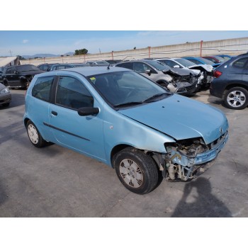 fiat punto berlina (188) del año 2001