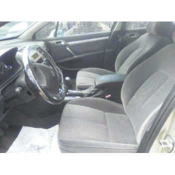 peugeot 407 del año 2004