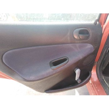 peugeot 206 berlina del año 2001