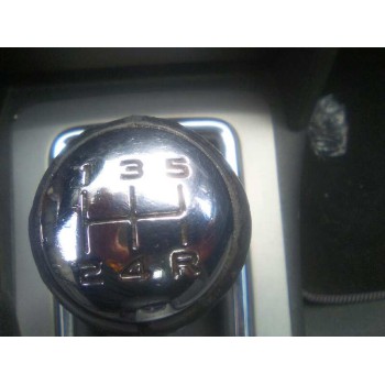 peugeot 407 del año 2004