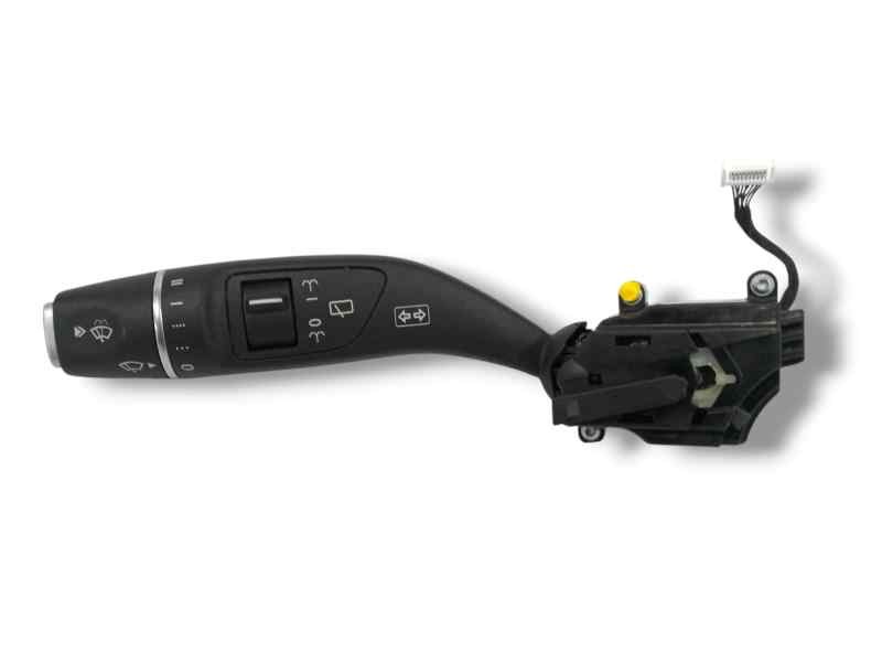 Recambio de mando limpia para mercedes-benz clase gla (w156) 200 cdi referencia OEM IAM Recambio de mando limpia para mercedes-benz clase gla (w156) 200 cdi referencia OEM IAM