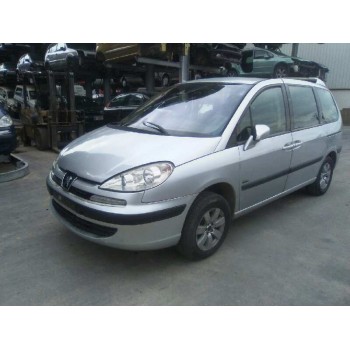 peugeot 807 del año 2004