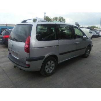 peugeot 807 del año 2004