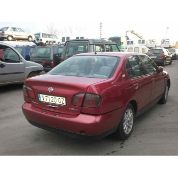 nissan primera berlina (p11) del año 2000