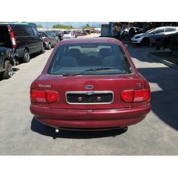 ford escort berlina/turnier del año 1998