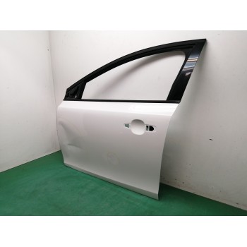 Recambio de puerta delantera izquierda para volvo v40 1.6 diesel cat referencia OEM IAM 31278464 NECESITA REPARACION OBSERVAR FO