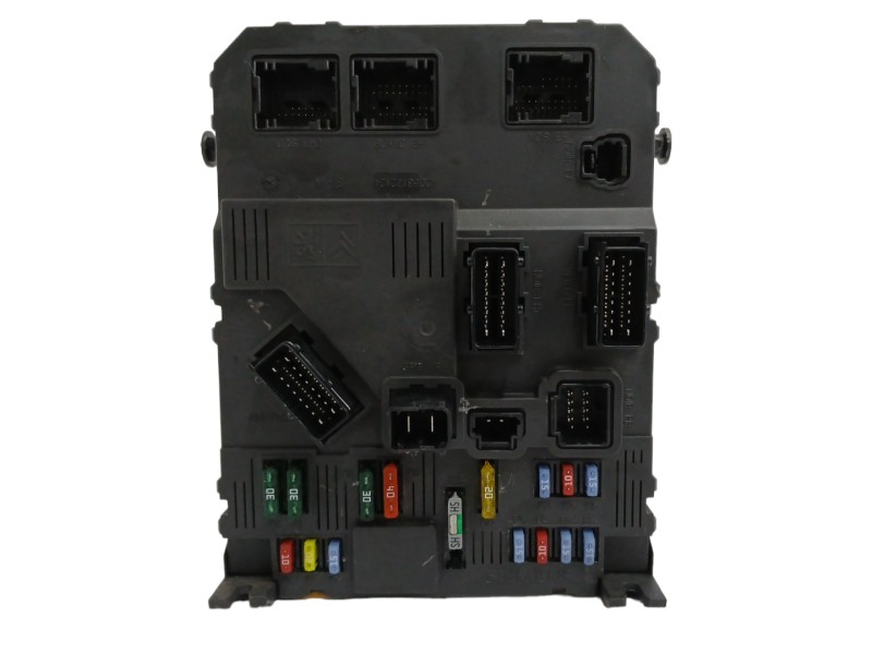 Recambio de caja reles / fusibles para citroën xsara picasso 1.6 16v hdi referencia OEM IAM 9657999780  