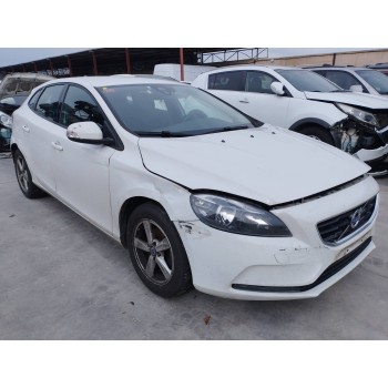 volvo v40 del año 2013