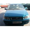 volvo v40 familiar del año 2001