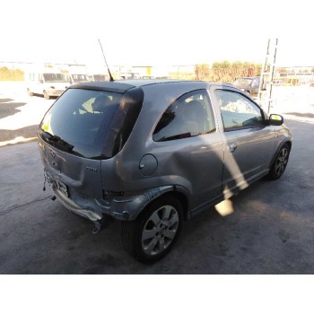 opel corsa c del año 2004