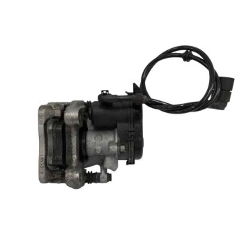 Recambio de pinza freno trasera derecha para mercedes-benz clase gla (w156) 200 cdi referencia OEM IAM A2464232498  