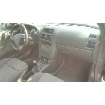 opel astra g berlina del año 2001