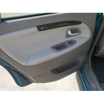 volvo v40 familiar del año 2001