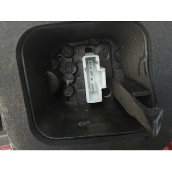 Recambio de piloto trasero derecho para peugeot 206 sw 1.6 16v cat referencia OEM IAM 9641540577  
