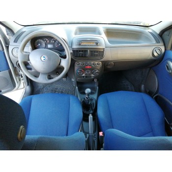 fiat punto berlina (188) del año 2005