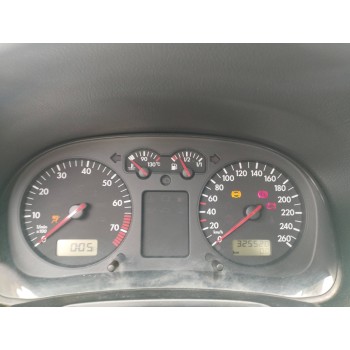 volkswagen bora berlina (1j2) del año 1999