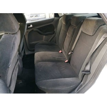 ford focus berlina (cap) del año 2006