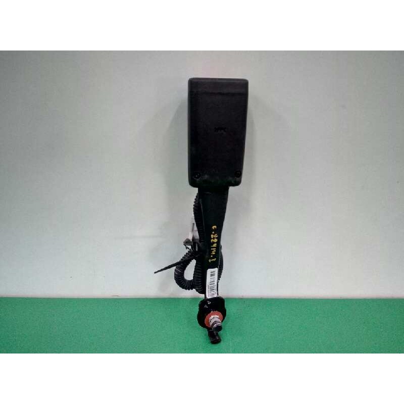 Recambio de enganche cinturon izquierdo para kia niro drive referencia OEM IAM 88830G5100WK DELANTERO 