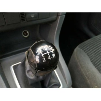 ford focus berlina (cap) del año 2006