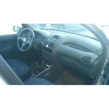 peugeot 206 berlina del año 1998