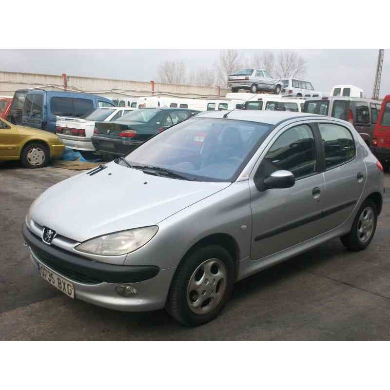 peugeot 206 berlina del año 2002