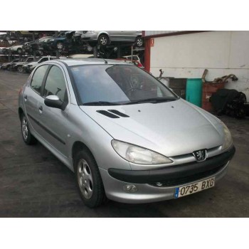peugeot 206 berlina del año 2002