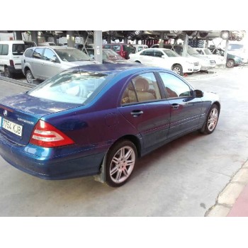 mercedes-benz clase c (w203) berlina del año 2004