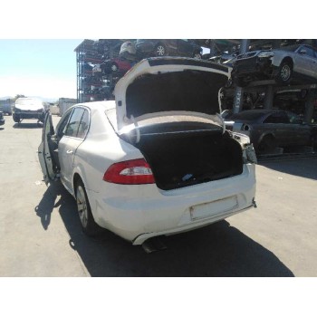 skoda superb combi (3t5) del año 2012