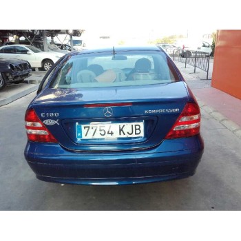 mercedes-benz clase c (w203) berlina del año 2004