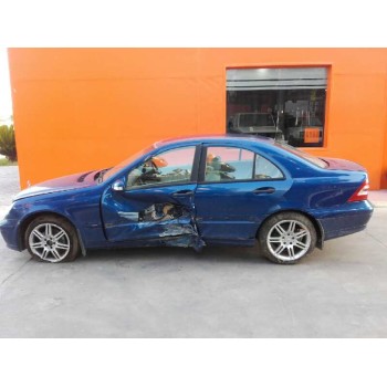 mercedes-benz clase c (w203) berlina del año 2004