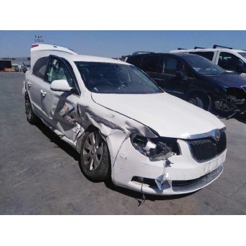 skoda superb combi (3t5) del año 2012