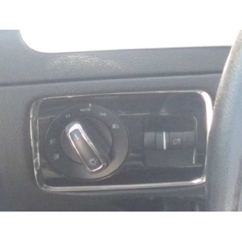 skoda superb combi (3t5) del año 2012