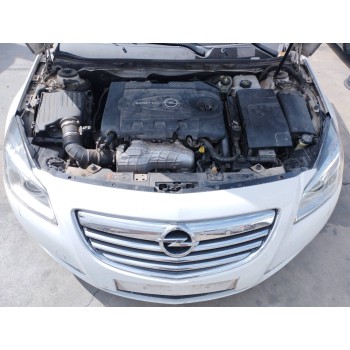 opel insignia berlina del año 2011