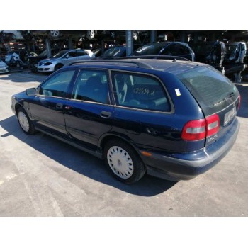 volvo v40 familiar del año 1999