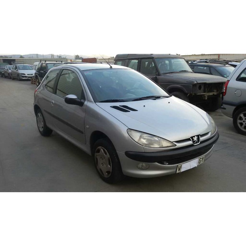 PEUGEOT 206 BERLINA