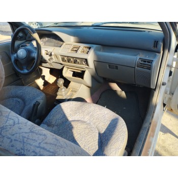 renault clio i phase iii del año 1996