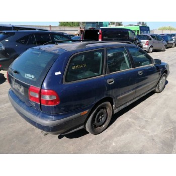 volvo v40 familiar del año 1999