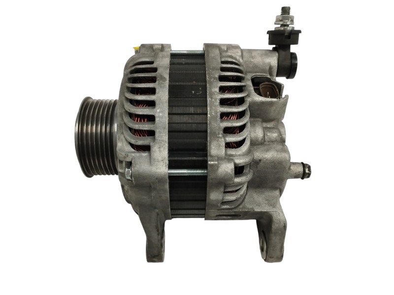 Recambio de alternador para renault maxity 2.5 diesel referencia OEM IAM  130A 