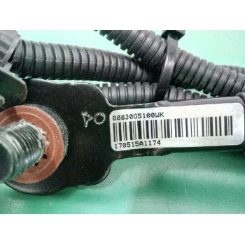 Recambio de enganche cinturon derecho para kia niro drive referencia OEM IAM 88830G5100WK DELANTERO 