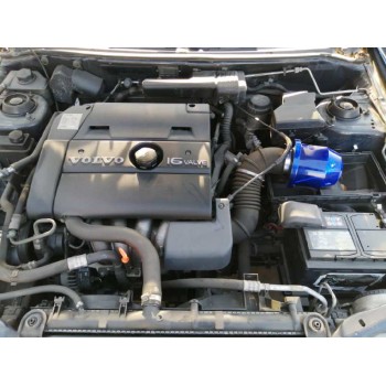 volvo v40 familiar del año 1999