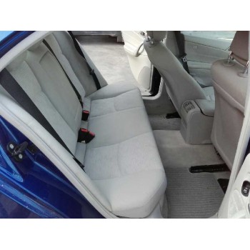 mercedes-benz clase c (w203) berlina del año 2004