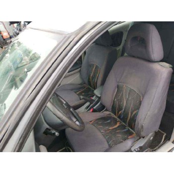 nissan almera (n16/e) del año 2001