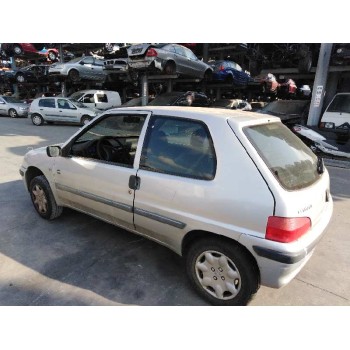 peugeot 106 (s2) del año 2002