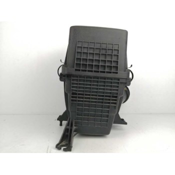 Recambio de filtro aire para hyundai h350 kasten 2.5 crdi cat referencia OEM IAM 2811059000  